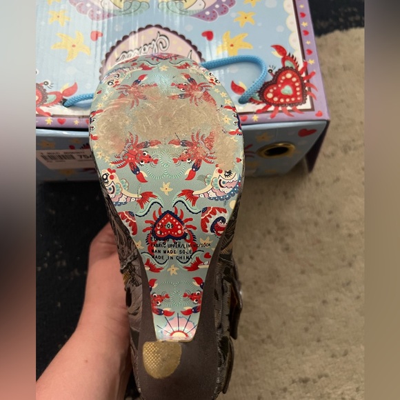 EUC 9 Irregular Choice Pearl Necture Brocade Booties - Picture 8 of 8